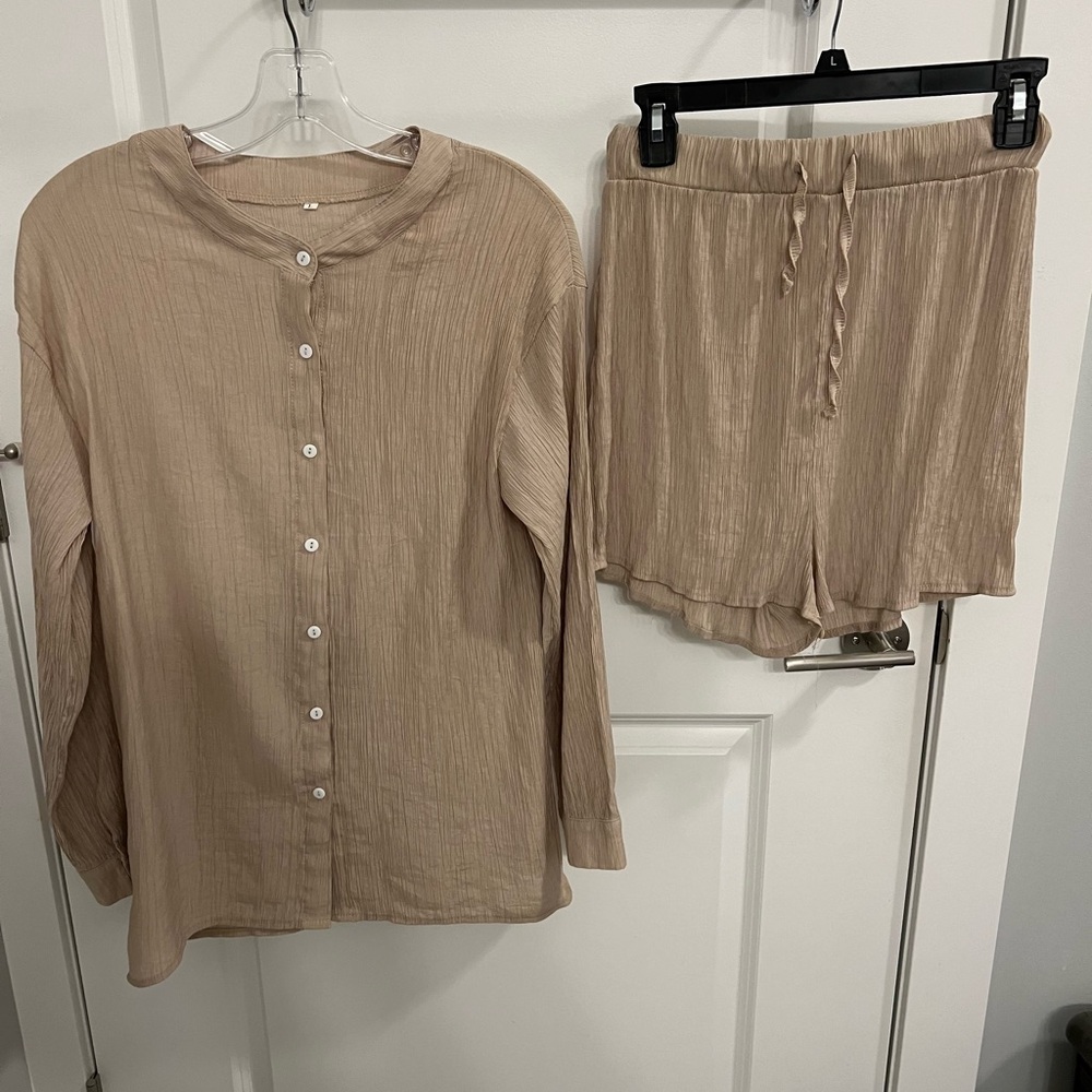 Two Piece Set